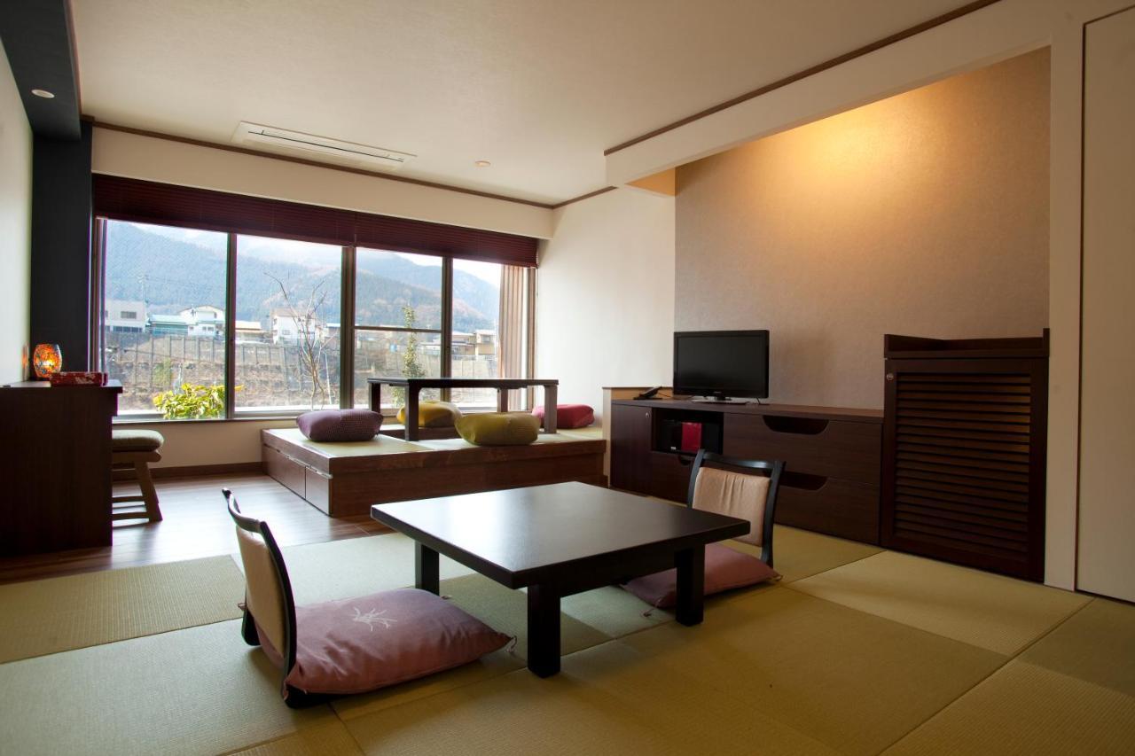 Hotel Sakaeya à Yamanouchi  Extérieur photo
